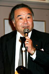 写真: 河野代表